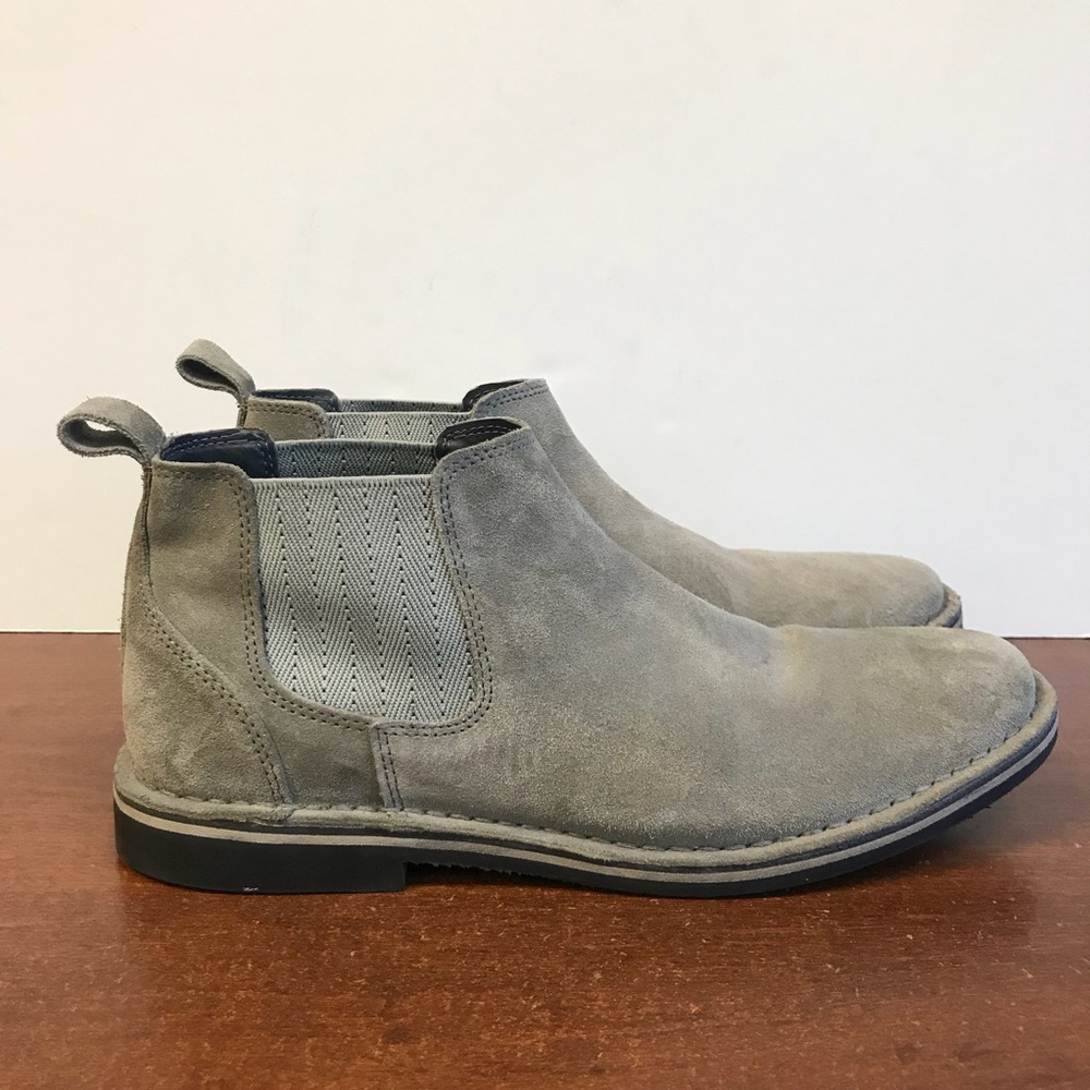 Steve Madden Chelsea Journey Suede Boots. Size 9